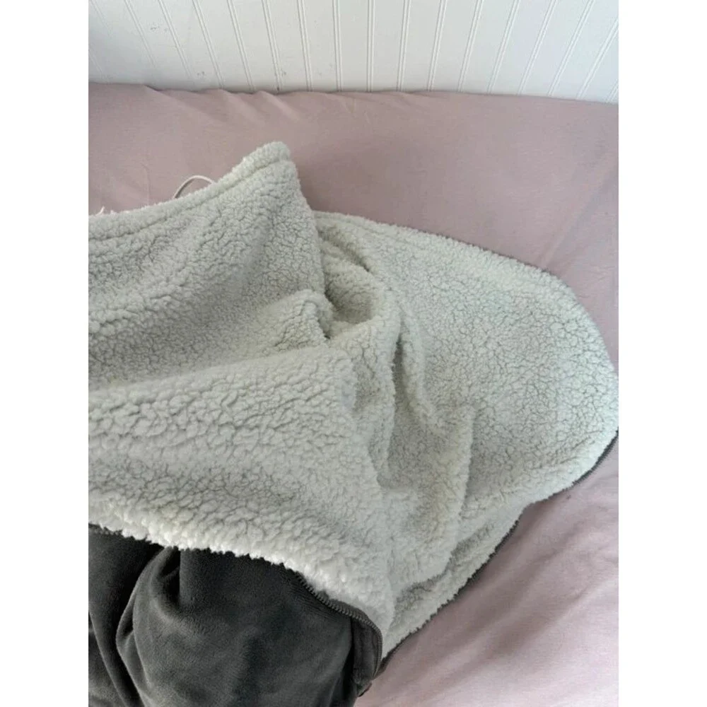 Sharper Image Calming Cozy Massaging Heating Wrap Gray Sherpa Lined Tested